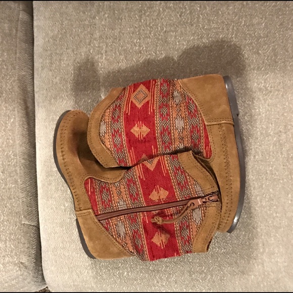 ✔️Minnetonka Baja Suede/Leather Boots✔️ Size 6 - Picture 6 of 8